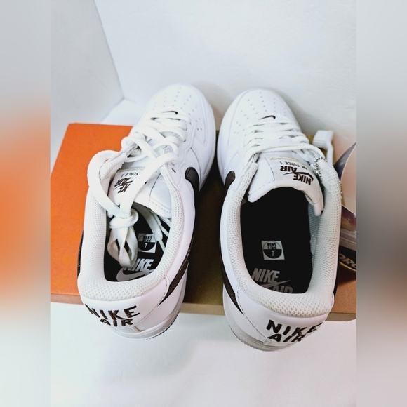 Nike Air Force 1 Low Retro Size 7 White/Chocolate Sneakers/Shoes Mens DM0576-100 main image 7